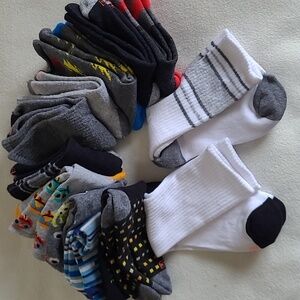 Kid's Assorted Crew Sicks 12 Pair Kb K Bell Colorful Fun Novelty Unisex Size 5-7